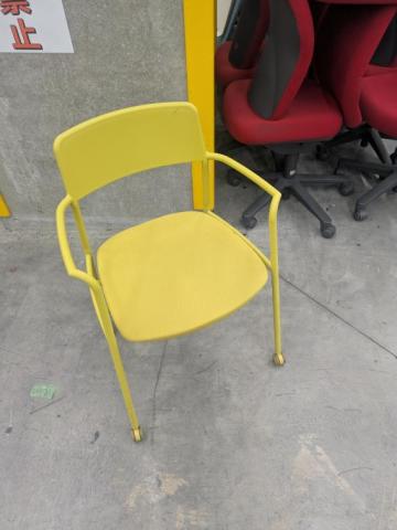 【中古】エニー  コクヨ（KOKUYO） スタッキングチェア