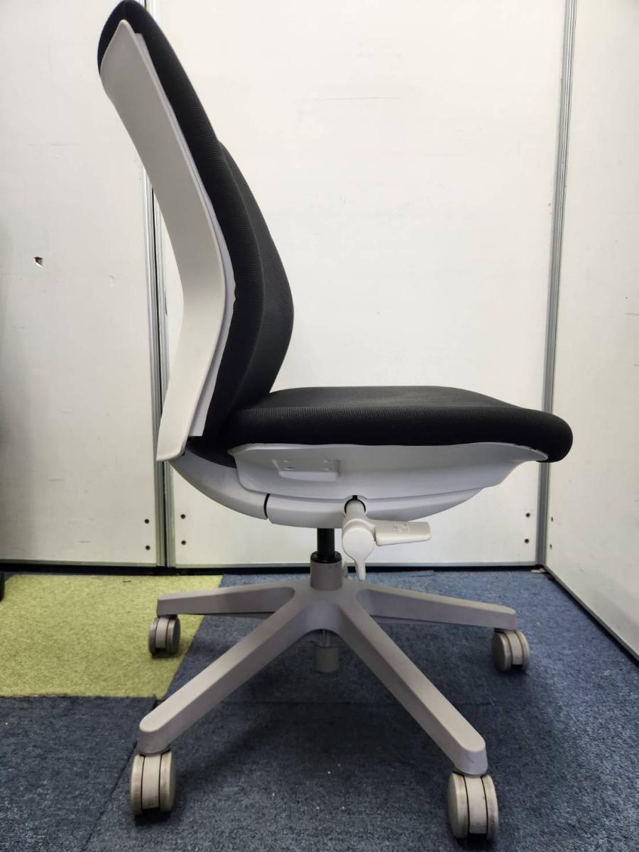 【美品】天使の椅子 プレミアム 中古 中古】オムネス オカムラ/okamura 肘無ハイバックチェア 532908