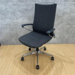 【限定1脚！！！】オカムラ製のオフィスチェア【モードチェア】が入荷しました！　＊福岡市拠点の「オフィスバスターズ福岡南店」は、福岡はもちろん、岡山・広島エリアにも対応しています。中古オフィス家具・チェア・デスク・複合機など一式手配可能。各地に特化した在庫とワンストップ対応で、起業・移転・レイアウト変更にしっかり対応し、岡山・広島でも安心の選択肢をご提供します。＊
