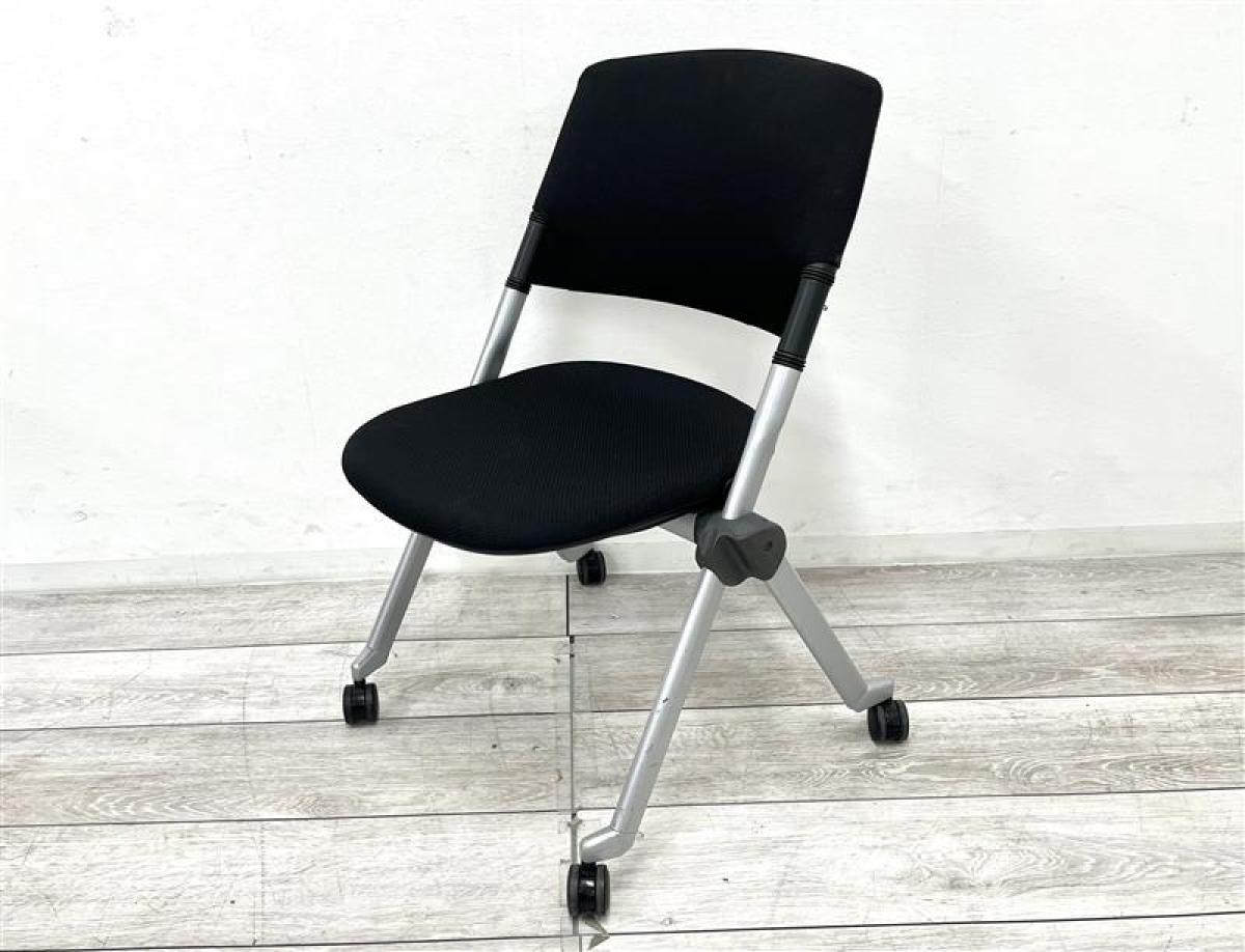 【定価約5万円】【定価約5万円】【会議室におすすめ！水平にも垂直にもスタッキング可能！】■オカムラ（okamura）製　リータ（LITA）チェア　ミーティングチェア　ネスティングチェア　会議用　■キャスター付　■ブラック
                        リータ
                                    中古
            