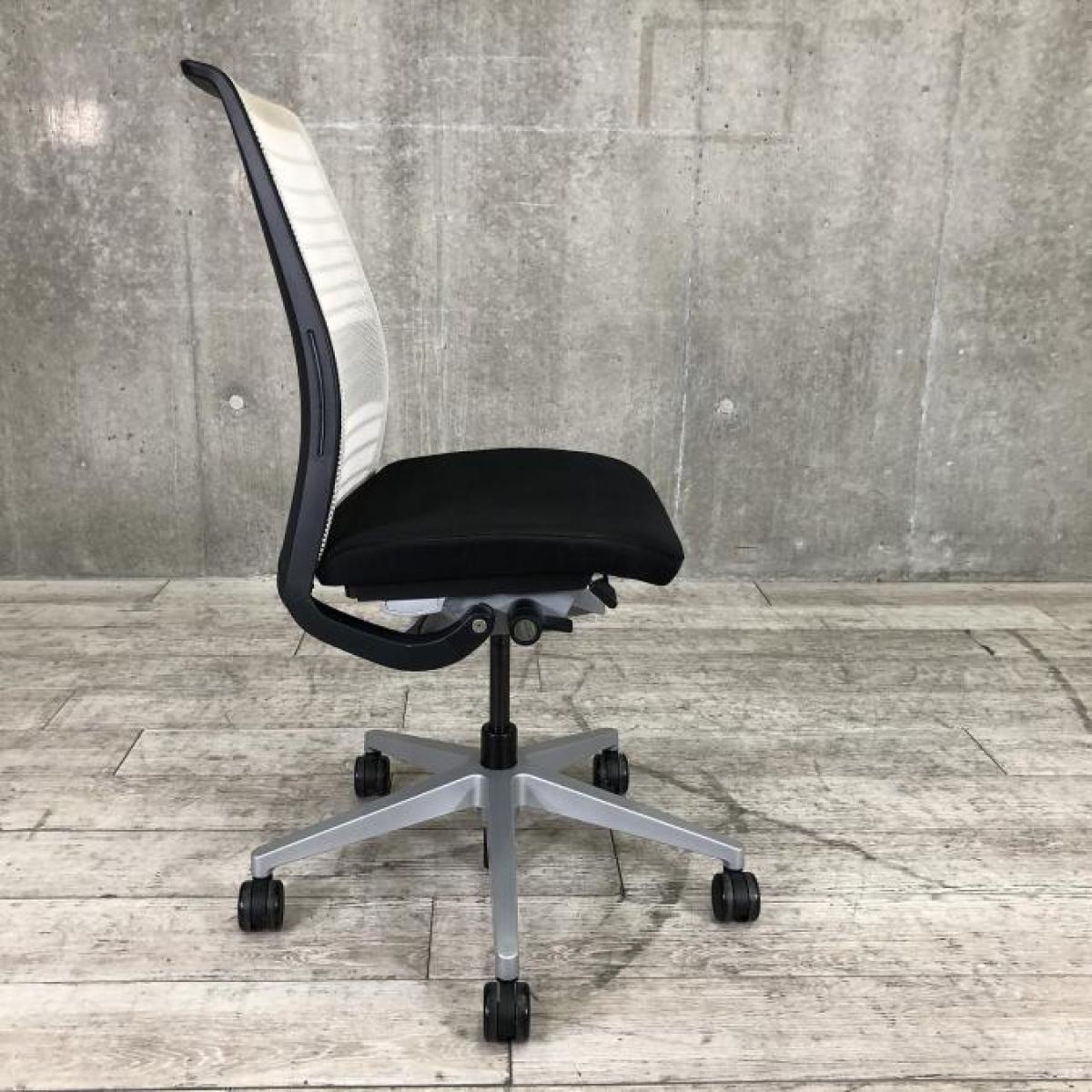 80-90's vintage ハイバック チェア グリーン ポストモダン 中古】シンクチェア（2015年以降モデル） Steelcase/スチール