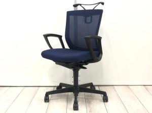 【在庫入れ替え】【訳アリ品】オカムラ製　エスクードメッシュチェア　ダークブルー　※上下昇降が弱くなっております！