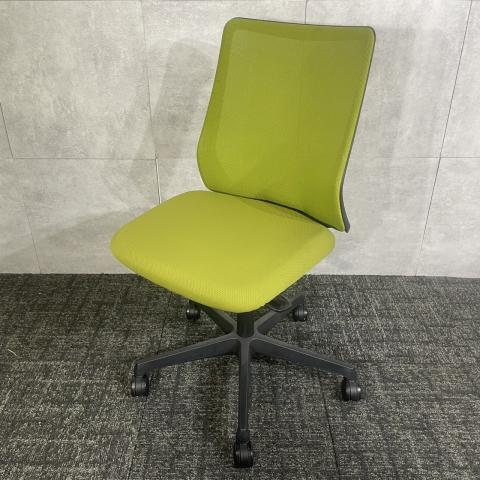 【中古】フルーエントチェア  オカムラ（okamura） 肘無ローバックチェア