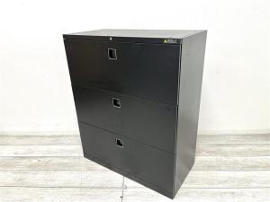 【定価約17万円】【レアなブラックカラーの3段ラテラル書庫！】■オカムラ/レクトライン　■3段ラテラル書庫　■ブラック　■収納　■天板無し　■応接室