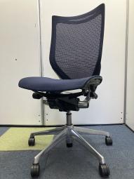 【訳アリ品】【上下昇降不可/リクライニングロック不可】　■オカムラ　バロン　ハイバック　肘無し　■ダークブルー　■メッシュ背面・メッシュ座面
