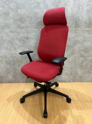 オカムラ製の大人気オフィスチェア【シルフィー/レッド/固定肘】が入荷しました！　＊福岡市拠点の「オフィスバスターズ福岡南店」は、福岡はもちろん、岡山・広島エリアにも対応しています。中古オフィス家具・チェア・デスク・複合機など一式手配可能。各地に特化した在庫とワンストップ対応で、起業・移転・レイアウト変更にしっかり対応し、岡山・広島でも安心の選択肢をご提供します。＊