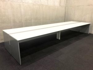 【高品質】【8名から12名様におすすめ】【倉庫在庫品】【流行のフリーアドレスデスク】
■コクヨ/ワークヴィスタ/ホワイト