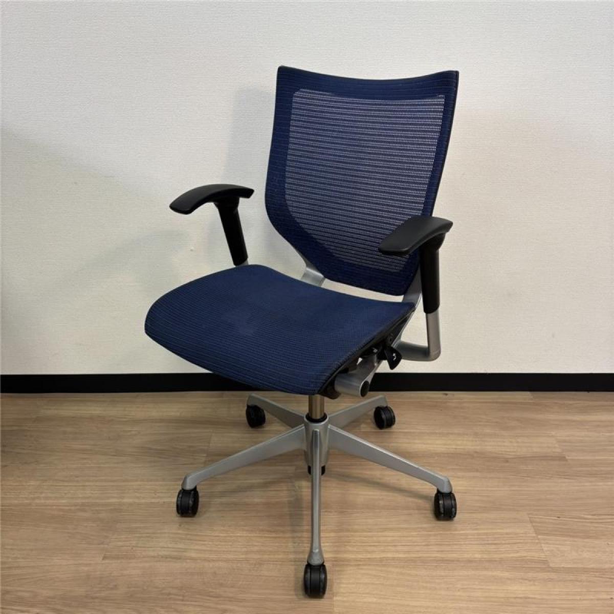 Akepaper専用　R521 Okamura Baron メッシュ ワークチェ Akepaper専用 R521 Okamura Baron メッシュ ワークチェ（バロン