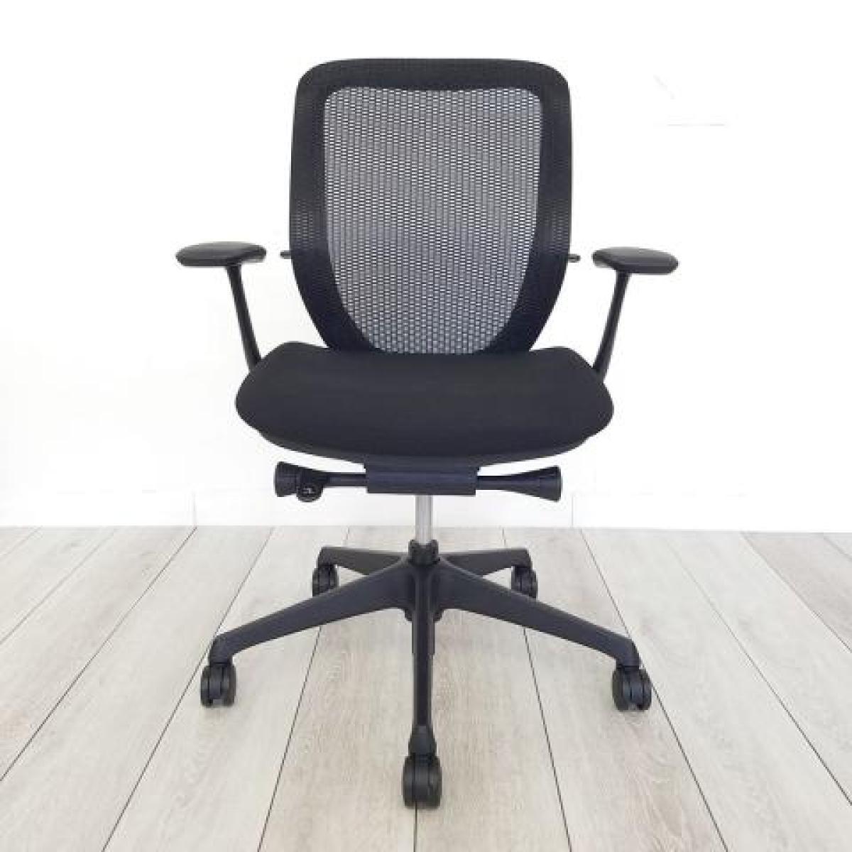 at　オカムラ　シルフィーチェア　ローバック　固定肘　前傾機能　メッシュ　中古品 中古】シルフィーメッシュ オカムラ/okamura 肘付ローバック