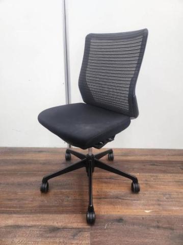 【中古】コーラルチェア  オカムラ（okamura） 肘無ローバックチェア