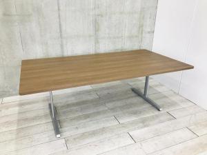 【在庫入替セール】【1台入荷】オカムラの定番シリーズのテーブル入荷！中古　テーブル　会議用　ミーティング　8177シリーズ　【A00963976】