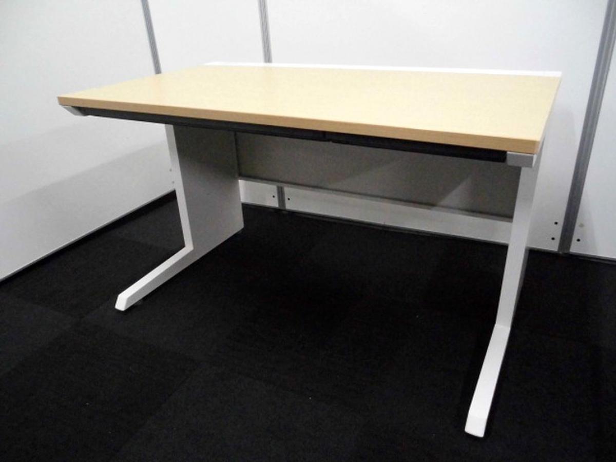 南【8月上旬入荷予定先行予約品！！】【平机/イトーキ/CZR】オフィスバスターズ　中古　事務机　九州　＊福岡市拠点の「オフィスバスターズ福岡南店」は、福岡はもちろん、岡山・広島エリアにも対応しています。中古オフィス家具・チェア・デスク・複合機など一式手配可能。各地に特化した在庫とワンストップ対応で、起業・移転・レイアウト変更にしっかり対応し、岡山・広島でも安心の選択肢をご提供します。＊
                        CZRデスク
                                    中古
            