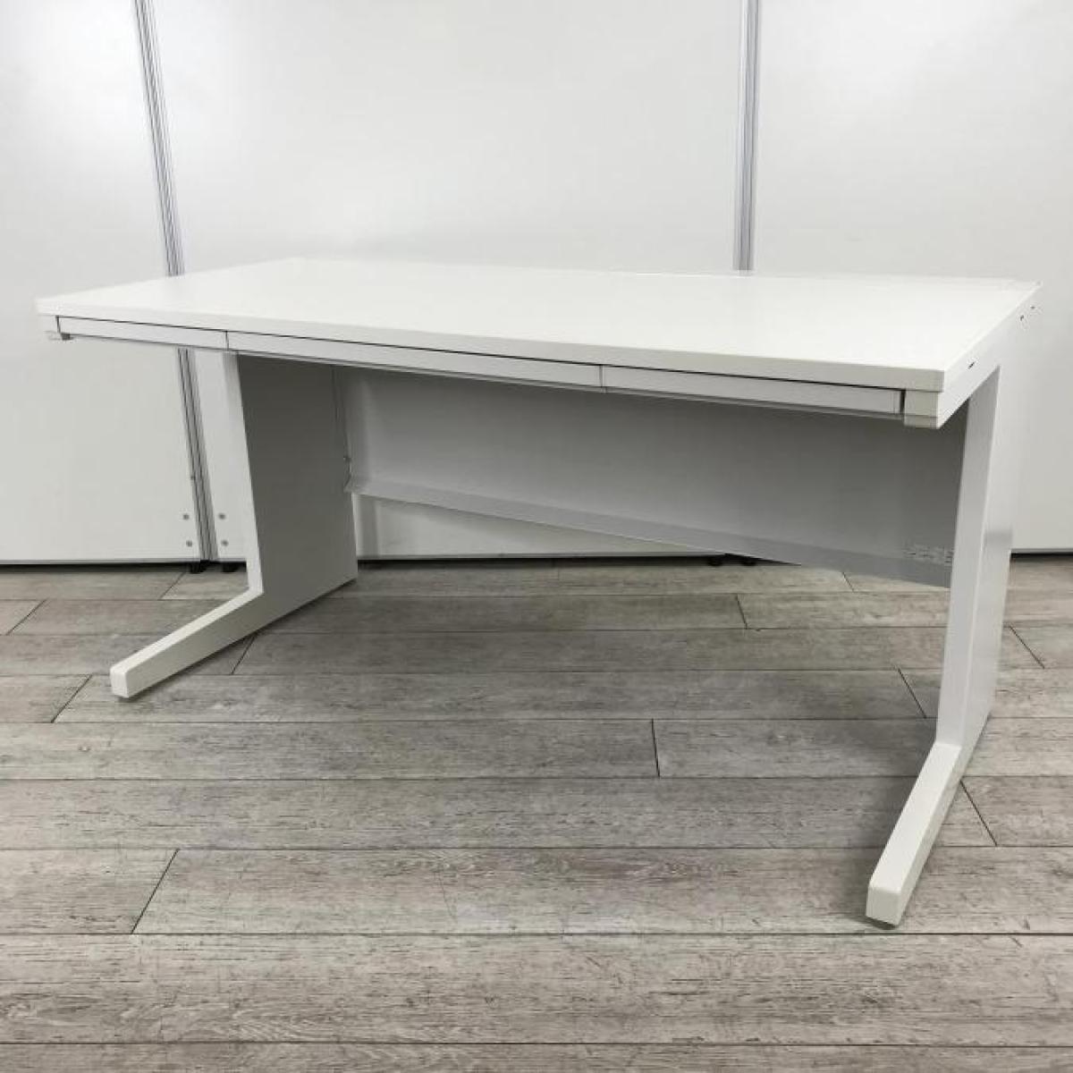 【幅1400㎜で図面などの書類も広げやすい！技術が詰め込まれたホワイトカラーの平机】■イナバ（inaba）　デュエナ（DuENA）シリーズ　平机　引き出し付き　W1400㎜　■ホワイト〈岐阜・愛知・三重・静岡・福井〉
                        デュエナ
                                    中古
            