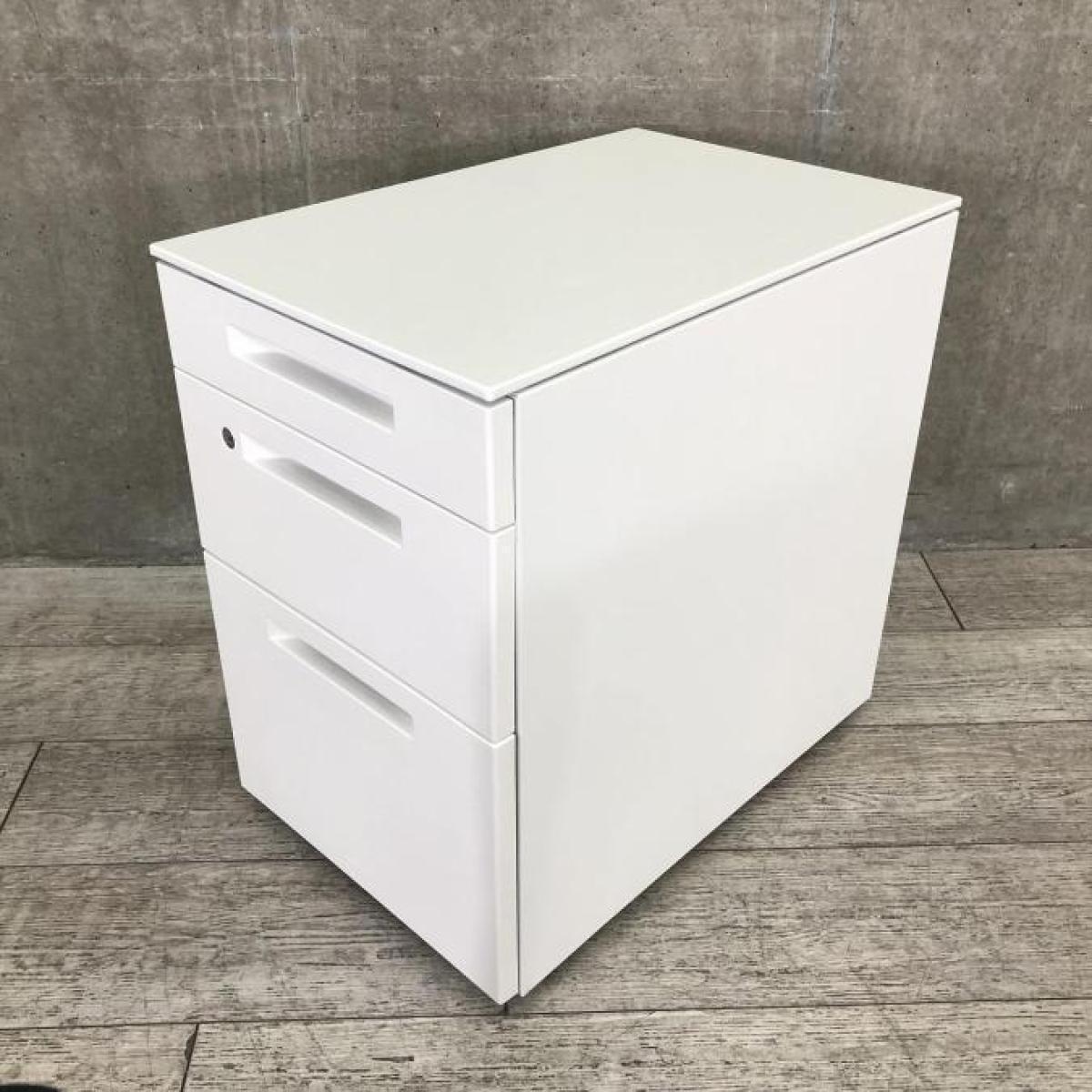 【フリーアドレスデスクや平机のおともに！収納力抜群のデスクインワゴン！】■コクヨ（KOKUYO）製　iSシリーズ　3段ワゴン　デスクインワゴン　■ホワイト　■シリンダー錠
                        iSシリーズ
                                    中古
            