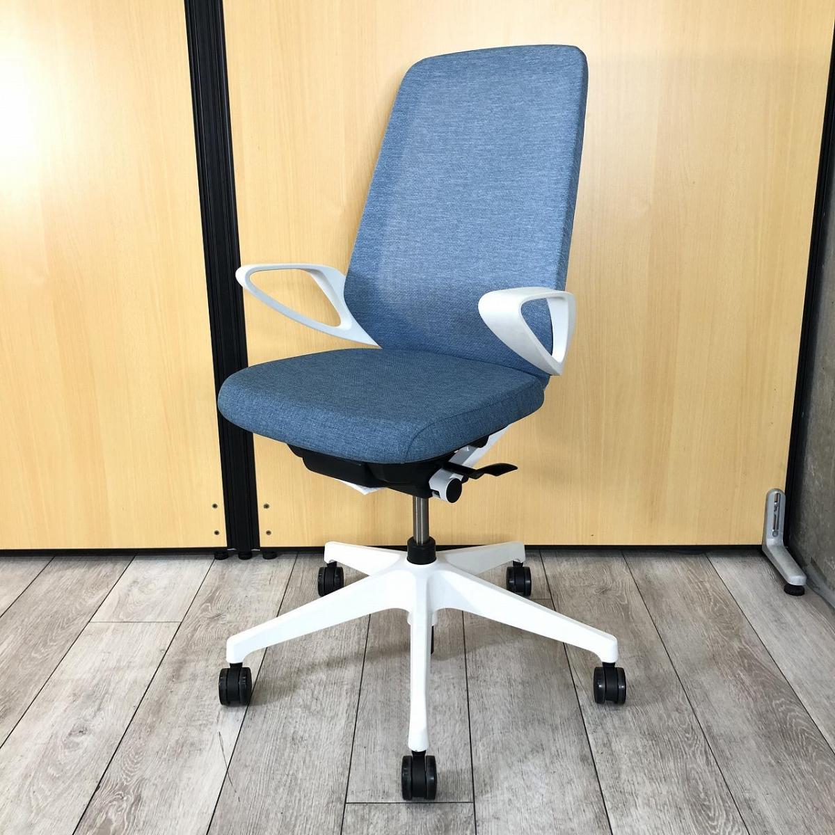 【もっと美しく快適に！柔らかな座り心地が人気の新世代ワークチェア！】■イトーキ（ITOKI）　ノートチェア（nort）　肘付き　ハイバック　テクスチャードメッシュ　■固定肘　■ダックブルー × ホワイトシェル【2507】弊社使用欄【A01026653】
                        ノート
                                    中古
            