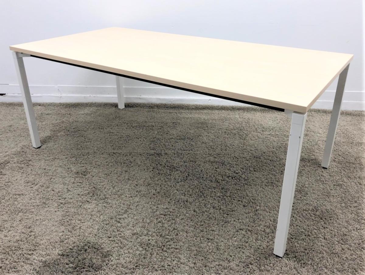 【西】★納品・設置に関してご気軽にお問い合わせください！！！★※※残り１台限定※※【福岡西店在庫】【W1800タイプ】【メーカー品】【福岡オフィス家具】【福岡中古家具】【中古事務什器】【中古チェア】【中古椅子】
                        JUTO
                                    中古
            