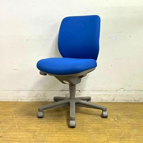 【ロット入荷】コクヨ　セディスタ　肘無しローバックモデル　ブルー×グレーシェル　安定感のある座り心地
