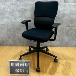 【個】スチールケース製のオフィスチェア【レッツビーシリーズ】が入荷！　座面の前後、背面の高さ調節も可能！　＊福岡市で、中古オフィス用品・オフィス家具をお探しなら「オフィスバスターズ福岡南店」へ＊