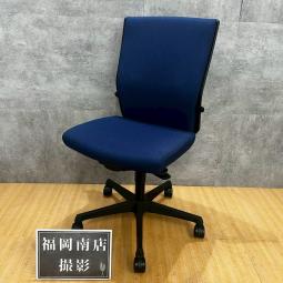 オカムラ製のオフィスチェア【エスクードチェア/肘無しハイバック】が入荷しました！＊福岡市で、中古オフィス用品・オフィス家具をお探しなら「オフィスバスターズ福岡南店」へ＊