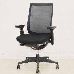 【1脚限定入荷！！】【高性能チェア】コクヨ　ベゼルチェア　中古　高級チェア　オフィスチェア　メッシュ　ブラック　おしゃれ　テレワーク　前傾姿勢　前傾チルト　可動肘