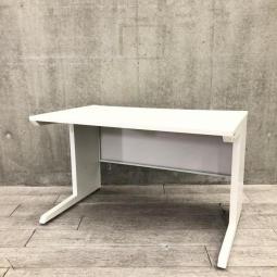 【安心の国内メーカー！ホワイトカラーのスタンダードなサイズ幅1200㎜のオフィスデスク！】 ■ITOKI（イトーキ）製　CZRシリーズ　平机　引き出し無し　W1200×D700×H720㎜　■色：ホワイト