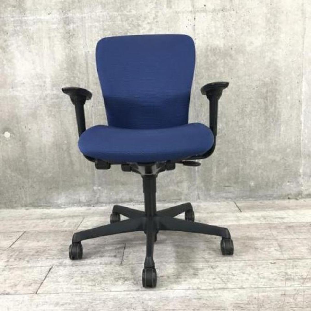 クイックマスター 公務員 レック バラ売り可 一つ1300円 中古】スラート オカムラ/okamura 肘付ハイバックチェア 534151