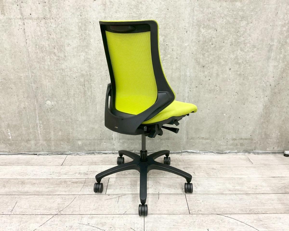 中古】エフメッシュ KF-370JB-T1Q6 イトーキ/ITOKI 肘無