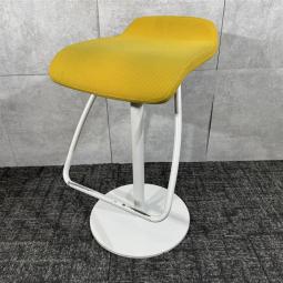 【状態考慮し特価☆スタイリッシュなデザイン！上下昇降可能なカウンターチェア！】■オカムラ　メルチェシリーズ　カウンターチェア　上下昇降　イエロー　ハイチェア　福岡　博多　天神　九州最大級