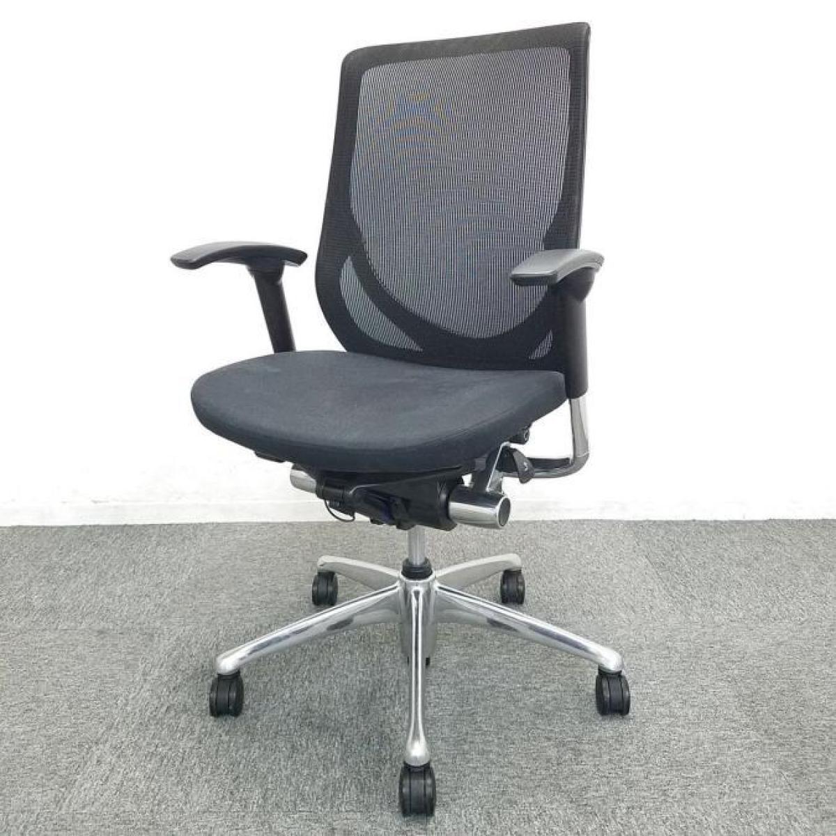 【3脚限定】洗練されたエレガントなデザインが大人気！オカムラ　ゼファー　ブラック　可動肘　メッシュ　ブラックフレーム　オフィス　リモートワーク　在宅
                        ゼファー（メッシュ）
                                    中古
            