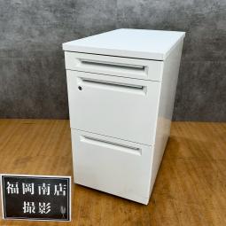 【南】オカムラ製の３段脇机【アドバンスシリーズ】が入荷しました！　＊福岡市で、中古オフィス用品・オフィス家具をお探しなら「オフィスバスターズ福岡南店」へ＊