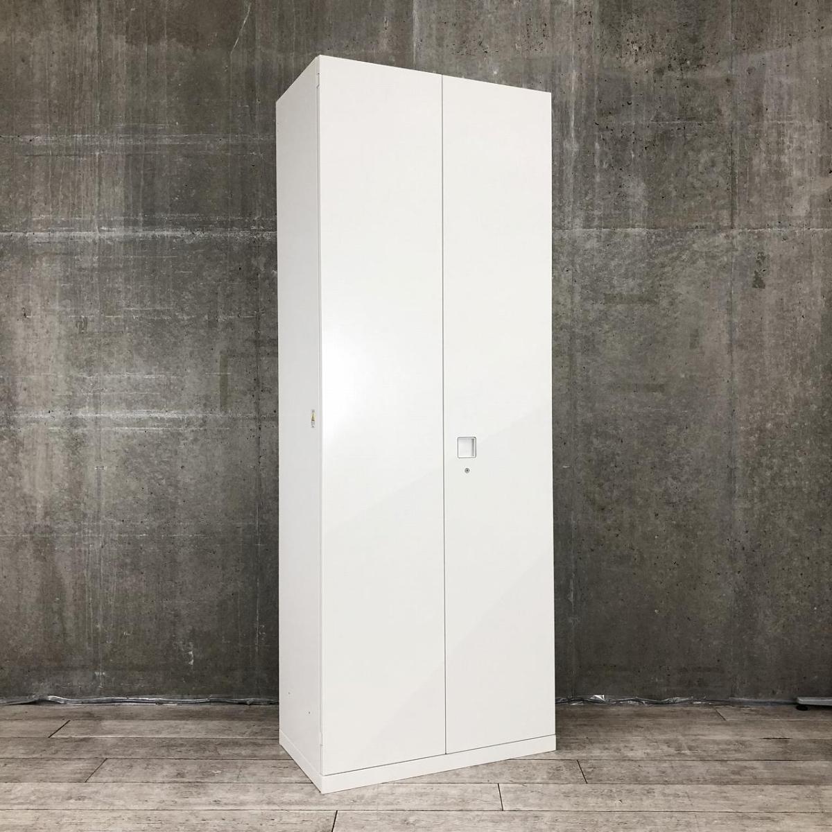 オコ・ナカムラ　橋　レゾネより　状態良好　新品額付 中古】レクトライン オカムラ/okamura ハイキャビネット／両開き