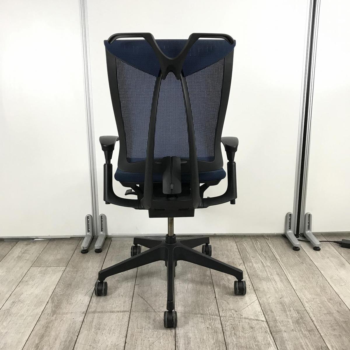 ディレクターチェア　革張り　グレー　オーストラリア 中古】セレーオチェア KF-570JB1-TTB2 イトーキ/ITOKI 肘付