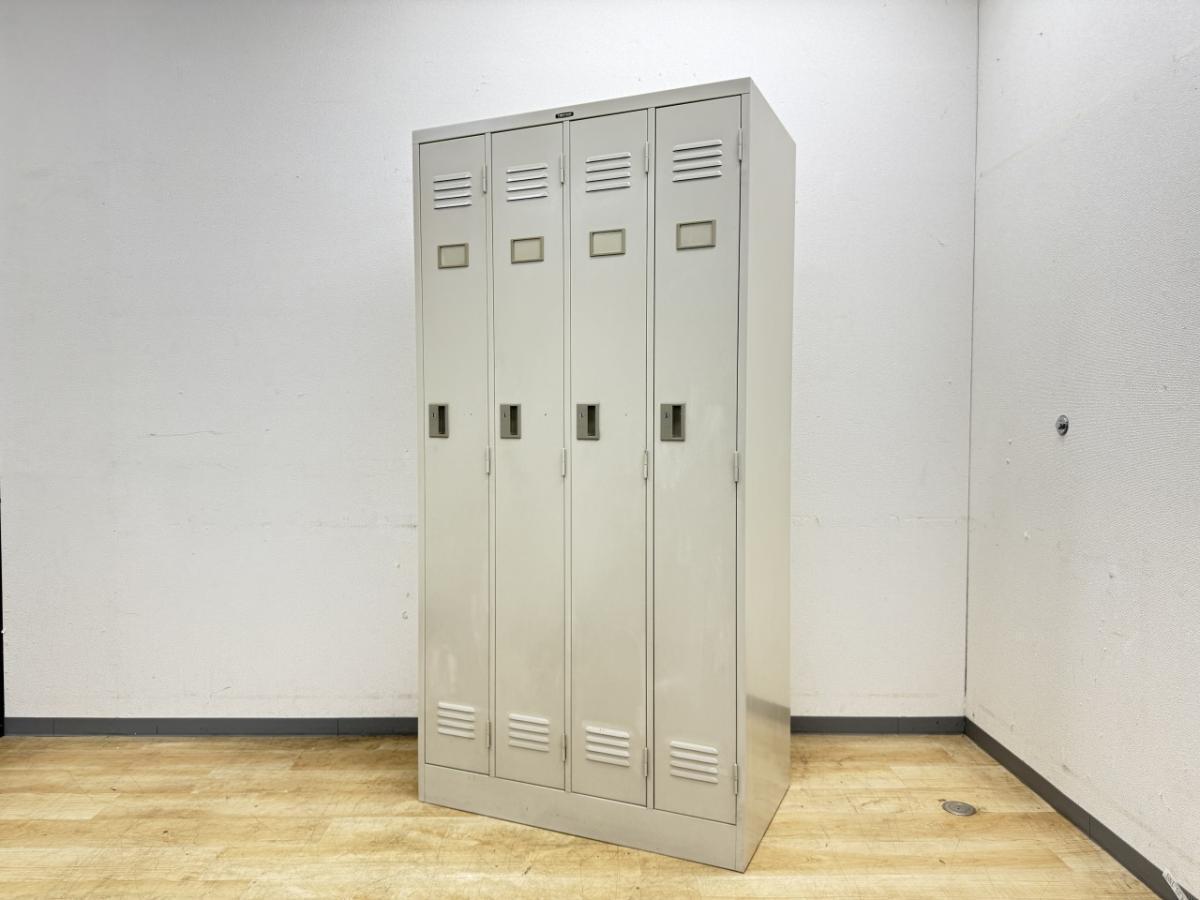 【在庫入れ替えSALE】見た目中古感強めですが通常の使用においては全く問題ございません！　4人用更衣ロッカー(4名用・4人用・更衣ロッカー・ロッカー)〈岐阜・愛知・三重・静岡・福井〉
                        その他シリーズ
                                    中古
            