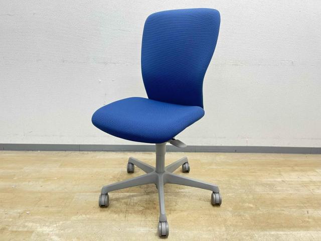 ビンテージ古家具◾️okamura 岡村製作所 キャスター付き シェルチェア 椅子 ビンテージ古家具◾️okamura 岡村製作所 キャスター付き シェル