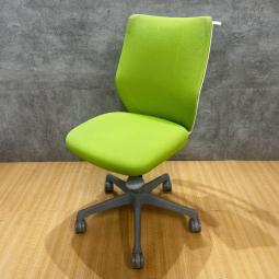 【南】オカムラ製のオフィスチェア【CGM/ハンガー付き】が入荷しました！＊福岡市で、中古オフィス用品・オフィス家具をお探しなら「オフィスバスターズ福岡南店」へ＊