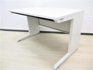 【1台入荷】【在庫入替品】平机　イトーキ　CZR　1100ホワイト　　オフィスバスターズ　梅田本店