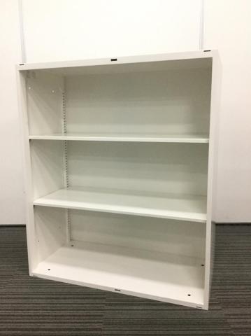 オープンキャビネットが入荷！とりあえず収納したい、書類の出し入れの多い、常に見える形で収納したい、そんなお客様におすすめ！
■オカムラ/レクトライン/ホワイト　※元は両開き書庫のため扉を外した跡がございます。