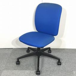 【安定感抜群！　海外一流メーカー製のナイスなチェア】■Steel case製　■アプト(apt)チェア　■ブルー　【お手頃価格でご案内！】【入替セールにつき３０%OFF！】