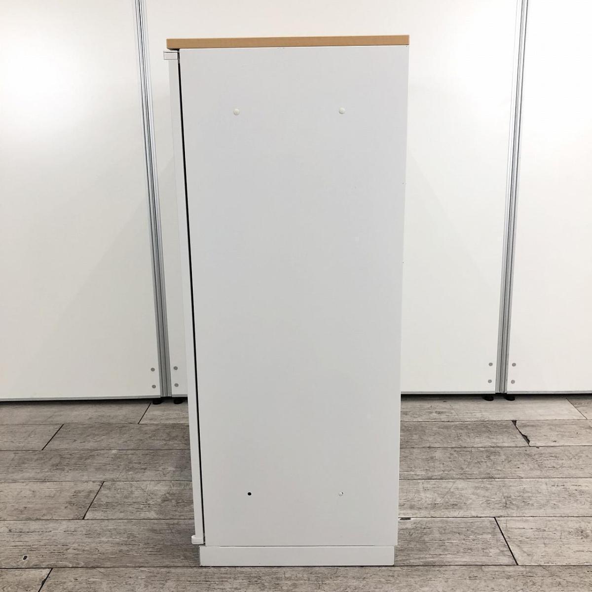 ポンコツさん専用 ウチダ  スチール書庫  両開きキャビネット ベース、天板付き ポンコツさん専用 ウチダ スチール書庫 両開き キャビネット