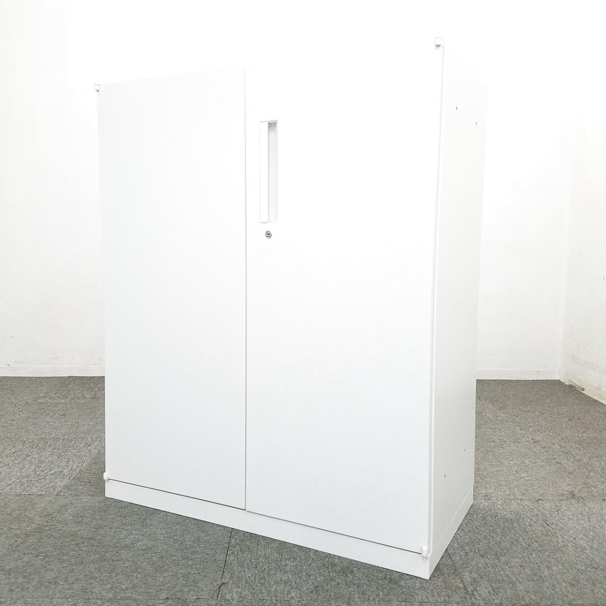 【オフィスで大人気のホワイトカラー！　A4ファイルも楽々収納の両開き書庫！】■ウチダ(UCHIDA）製　HSシリーズ　両開き　ローキャビネット　W900×D450×H1120㎜　■ホワイト　■天板：無し　■シリンダー【入替セールにつき30%OFF！】
                        HSシリーズ
                                    中古
            