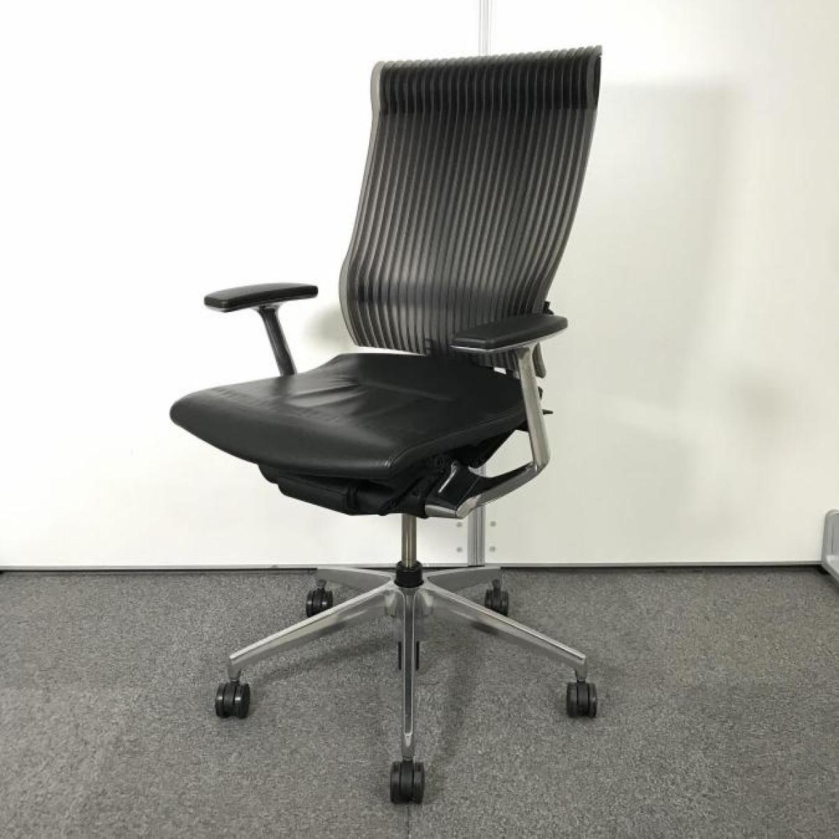 【※状態考慮し特価※】肘パット少し傷有　珍しい座面レザータイプ！】■イトーキ（ITOKI）製　スピーナ　ハイバック　肘付　ブラック 　固定肘　レザー　ランバー付　福岡　博多　天神　九州最大級
                        スピーナチェア（エラストマー）
                                    中古
            