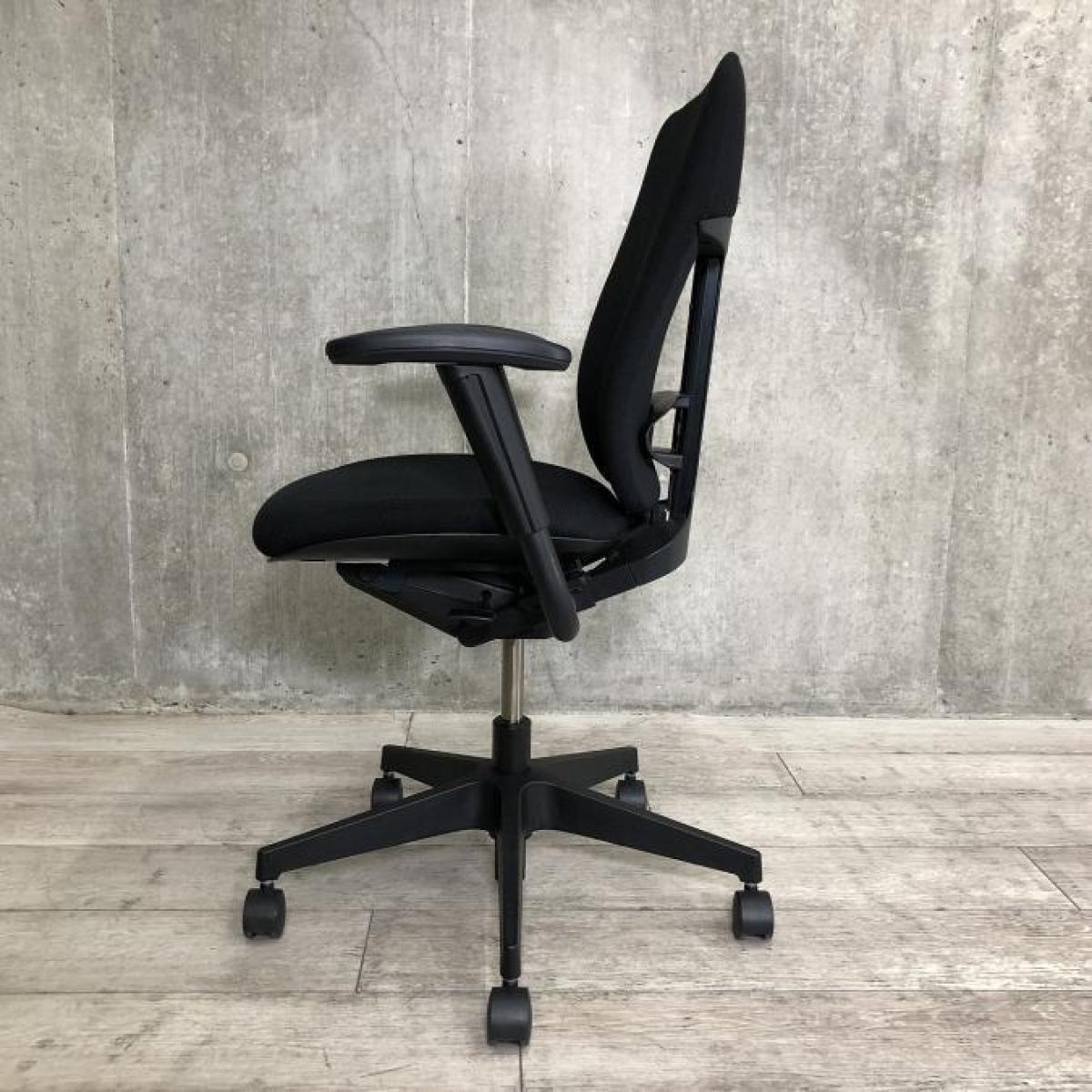 中古】プラオチェア イトーキ/ITOKI 肘付ハイバックチェア