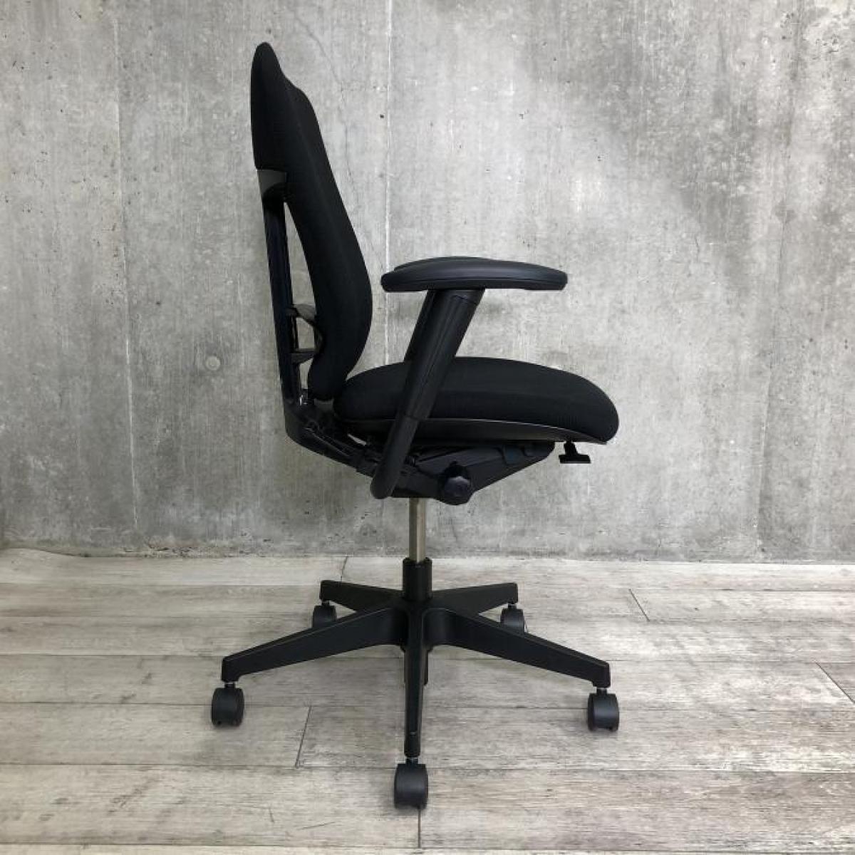 中古】プラオチェア イトーキ/ITOKI 肘付ハイバックチェア