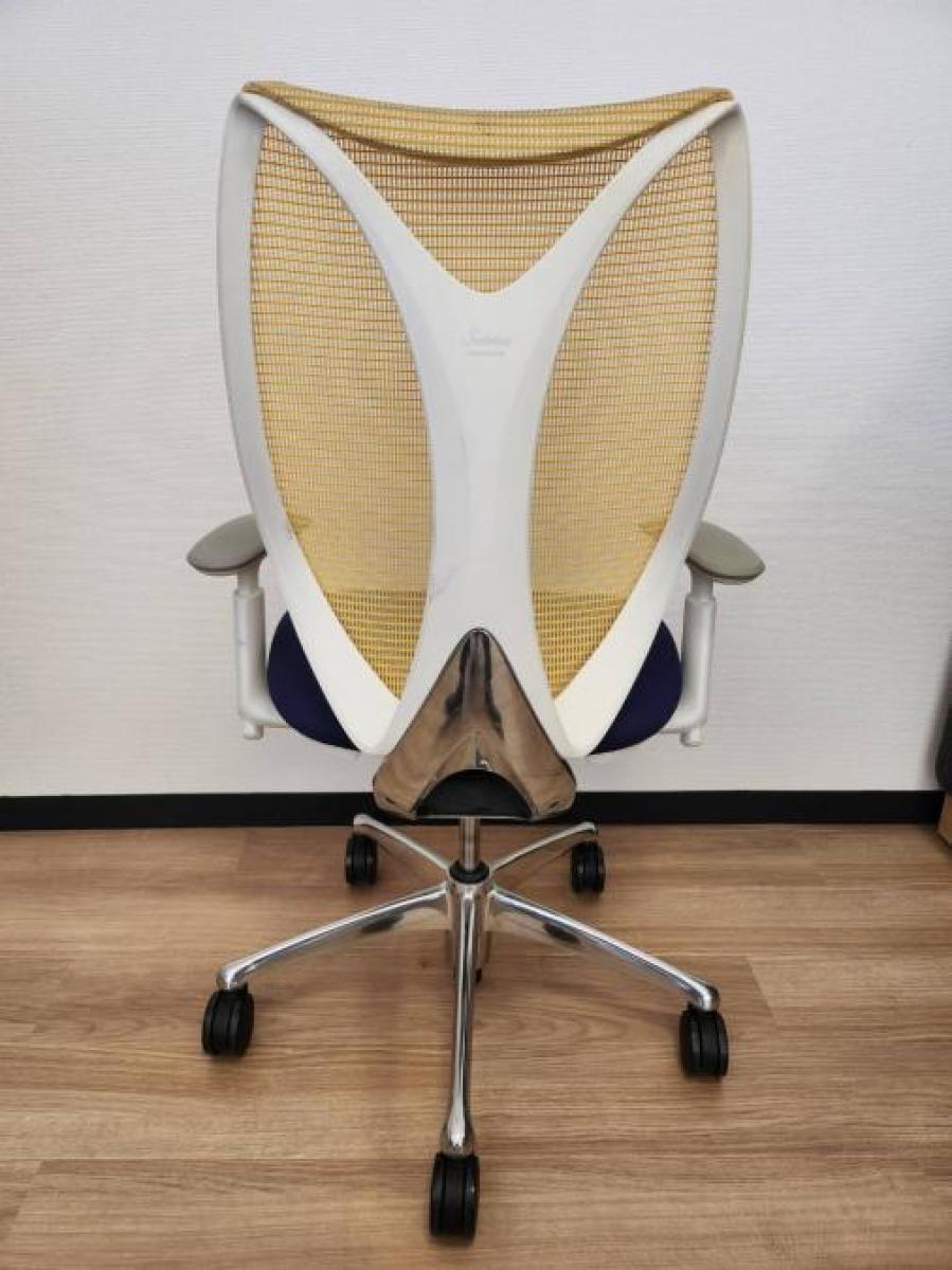 【中古】 サブリナ オカムラ/okamura 肘付ハイバックチェア 中古】サブリナ オカムラ/okamura 肘付ハイバックチェア 535291