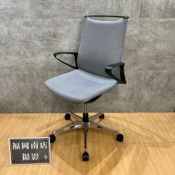 【南】オカムラ製のオフィスチェア(事務椅子)【モードチェア/肘付き】が入荷しました！　＊熊本市で、中古オフィス用品・オフィス家具をお探しなら「オフィスバスターズ熊本サテライト店」へ＊※サテライトは商談スペースのみの為、在庫は福岡の在庫を掲載しております。商品につきましてはお電話にてお問い合わせください。＊