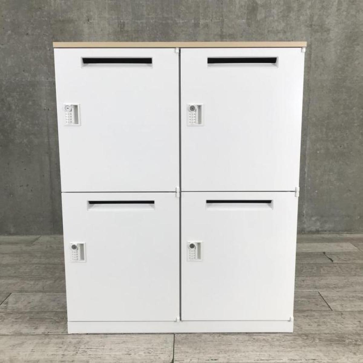 【フリーアドレスやコワーキングオフィスの相棒！おしゃれな木天板のダイヤル錠ロッカー！】■ウチダ（UCHIDA）　4人用パーソナルロッカー　メールロッカー　■投函口あり　■ホワイト　■ダイヤル錠　■天板付き：ナチュラル木目調   ※非常解錠キーは付属しておりません〈岐阜・愛知・三重・静岡・福井〉
                        その他シリーズ
                                    中古
            