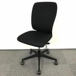 【定価約8万円】【姿勢の変化にフレキシブルに対応するオフィスチェア！】■イトーキ(ITOKI）製　フルゴ(fulgo)チェア　肘無　ハイバック　■ブラック　【品質安心の国内メーカー品！】