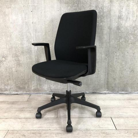 ◆未使用品◆ PLUS  BJ  チェア　レッド　高機能メッシュチェア　モダン ◇未使用品◇ PLUS BJ チェア レッド 高機能メッシュチェア