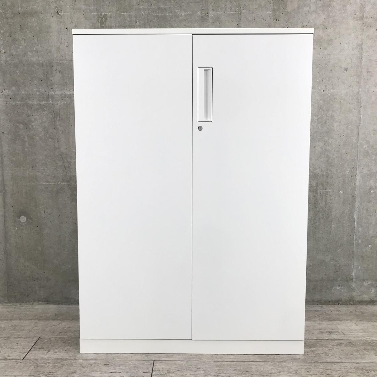 【収納物がひとめで分かる両開き戸タイプ！】■コクヨ（KOKUYO）製　エディア（EDIA）シリーズ　両開き書庫　ローキャビネット　■天板付　■ホワイト　■シリンダー錠　【人気のホワイト書庫】【弊社使用欄：A01018539】【KN】
                        エディア
                                    中古
            