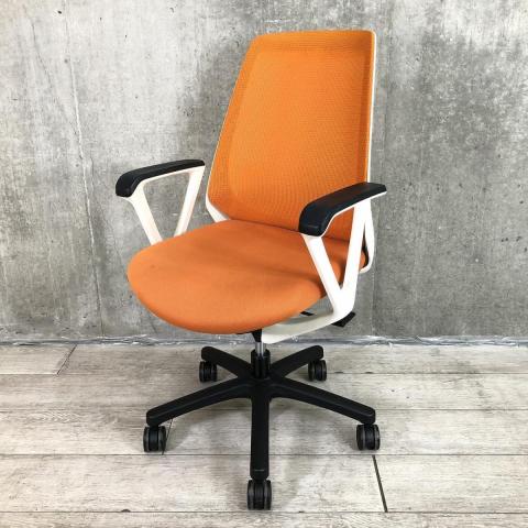 【中古】ノナ  イトーキ（ITOKI） 肘付ハイバックチェア